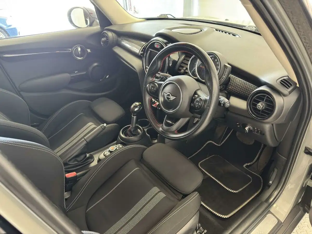 2017-mini-cooper-20-cooper-s-ss-hatchback-5d-sport-auto-big-14