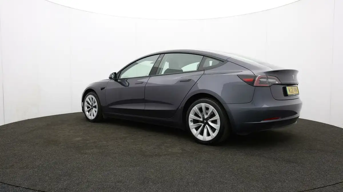 2021-tesla-model-3-e-long-range-4x4-big-76