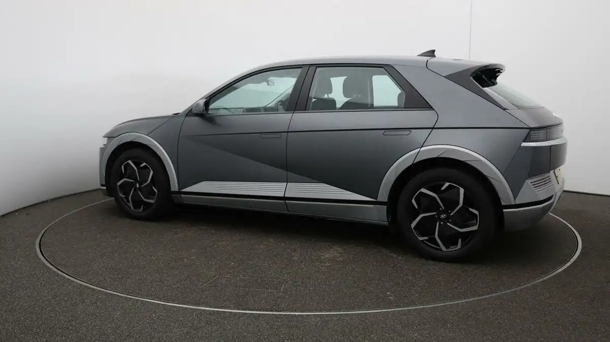 2021-hyundai-ioniq-5-e-premium-217ps-73kwh-rwd-big-46