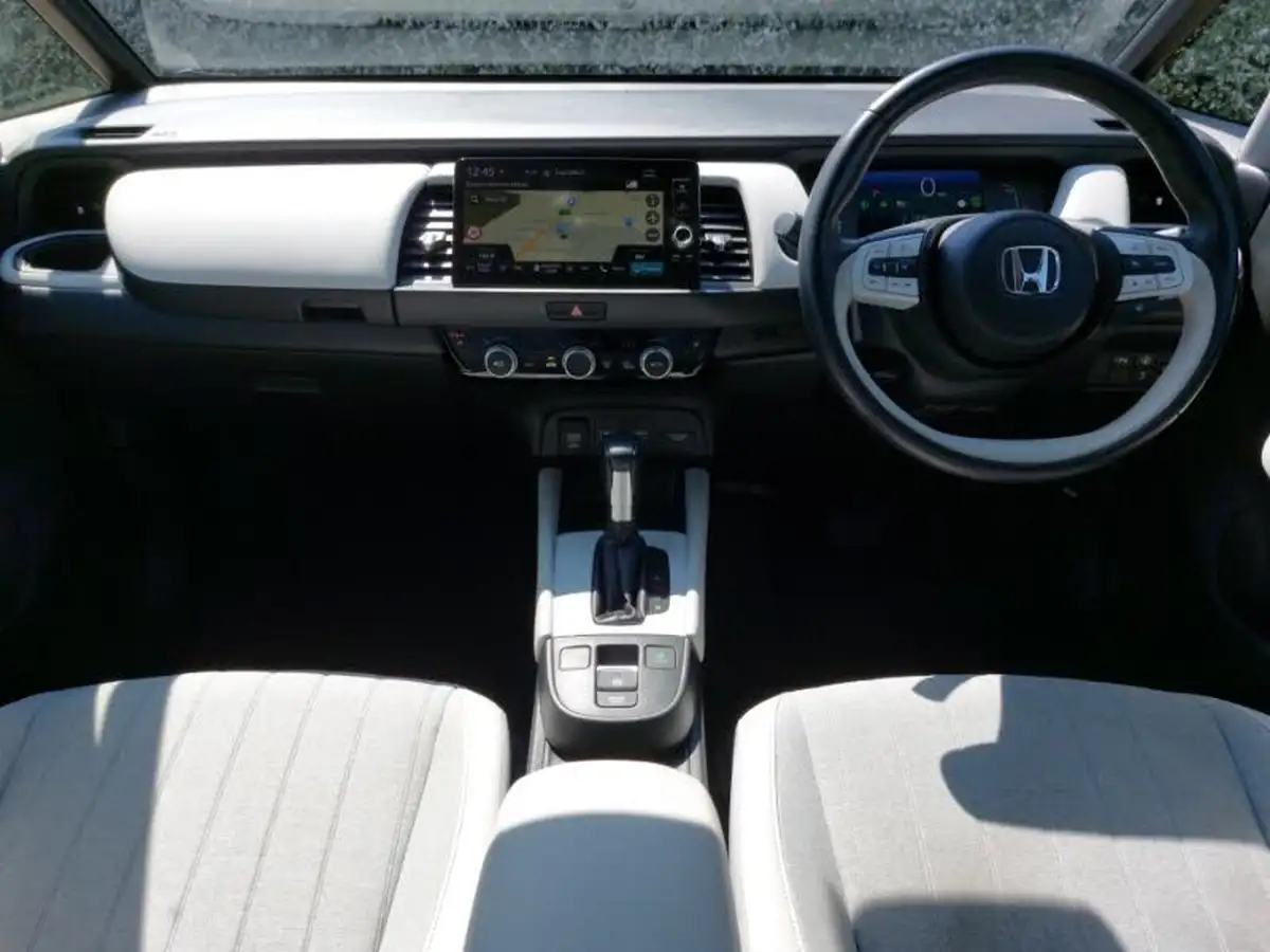 2022-honda-jazz-15-i-mmd-ex-107ps-big-2