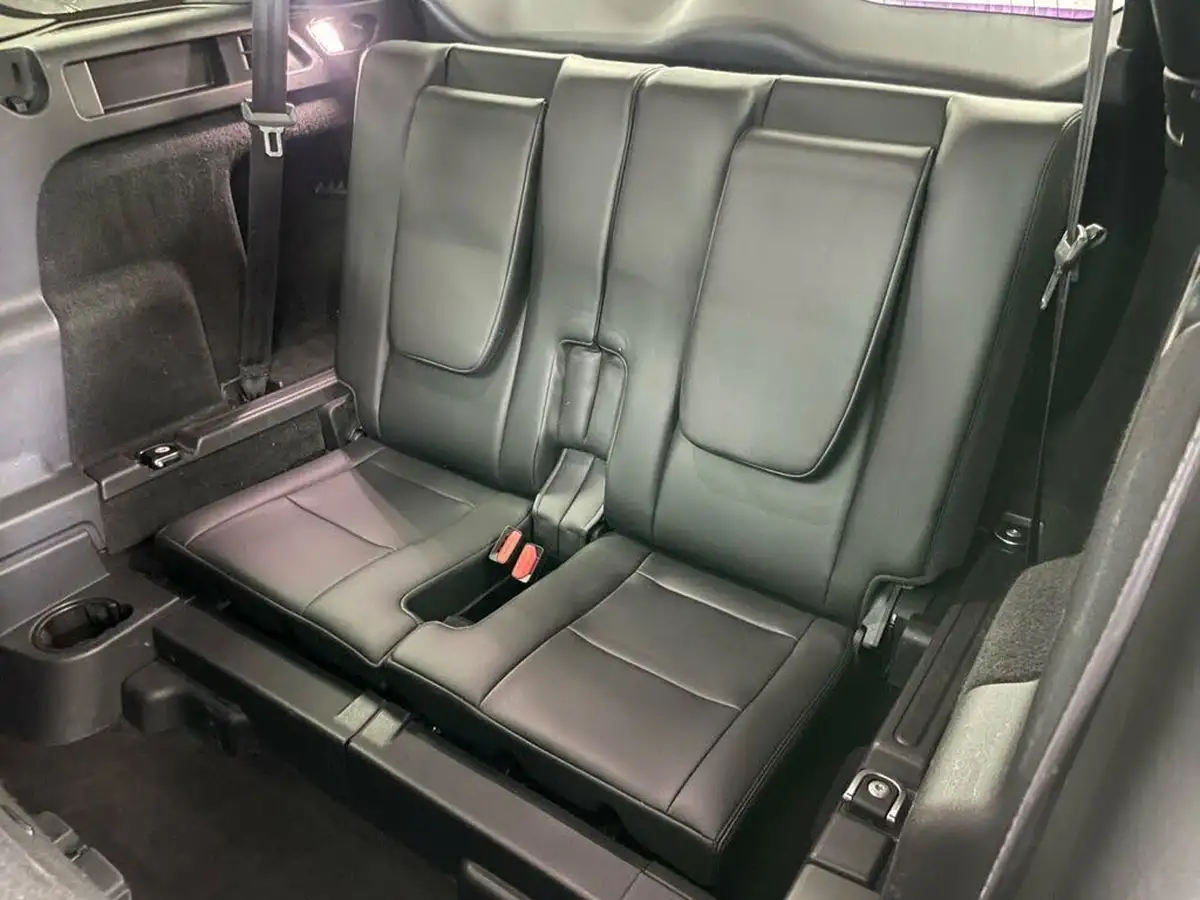 2019-land-rover-discovery-sport-20td4-landmark-big-27