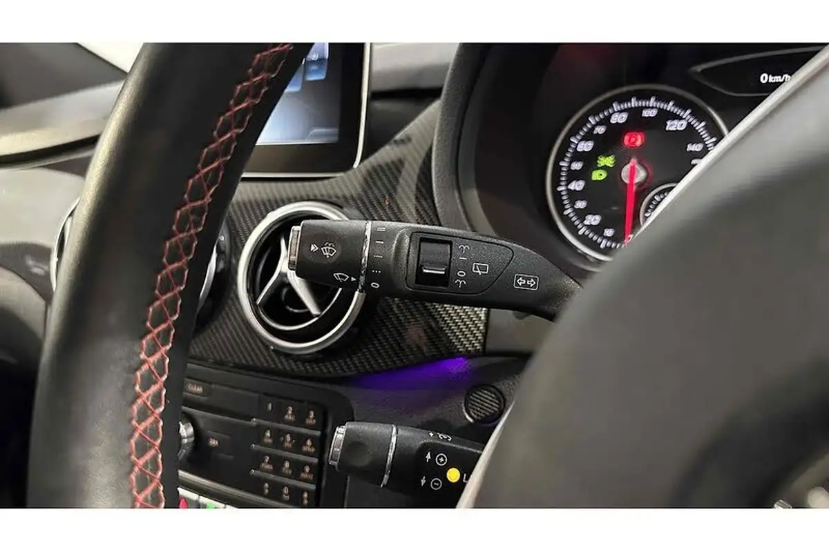2016-mercedes-benz-b-class-21d-b200-amg-line-premium-7g-dct-big-40