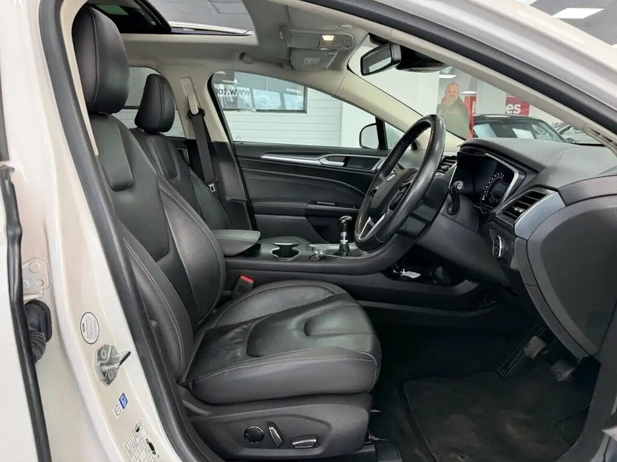 2019-ford-mondeo-15t-titanium-edition-estate-big-30