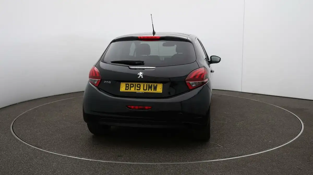 2019-peugeot-208-12-puretech-tech-edition-82bhp-big-55