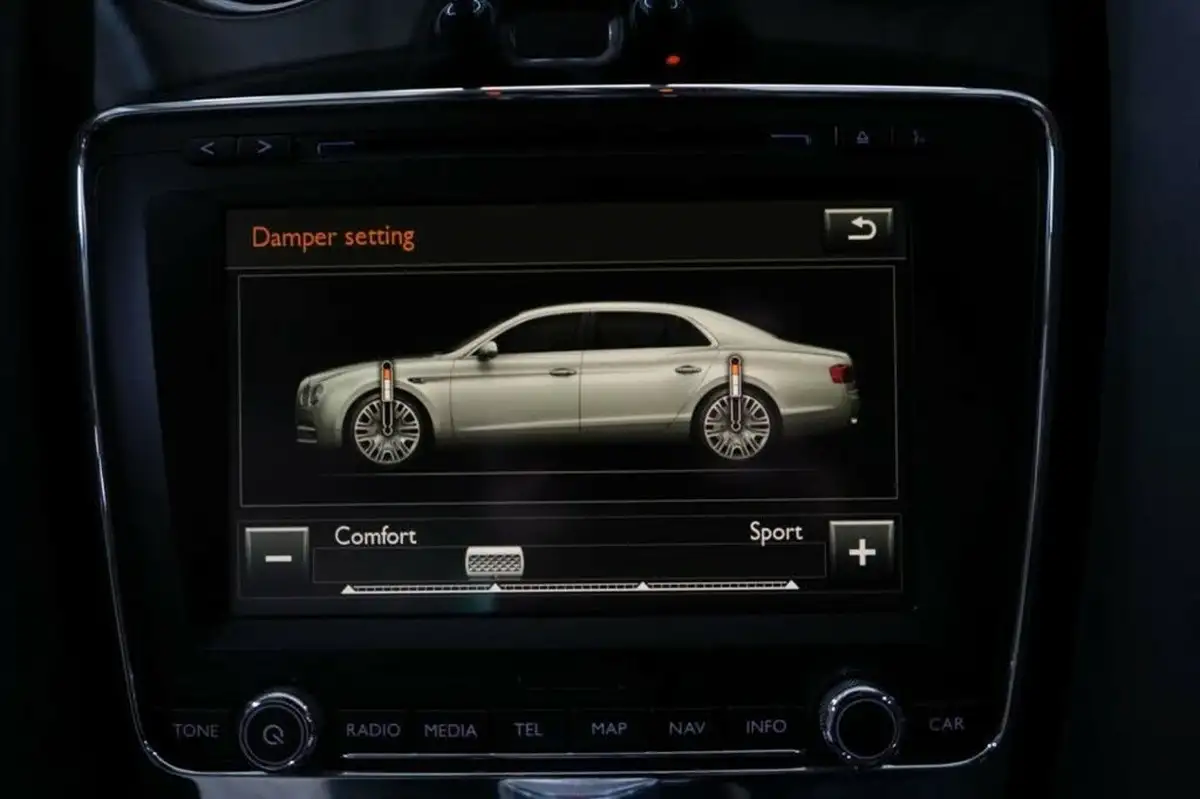 2016-bentley-flying-spur-40-v8-s-big-29