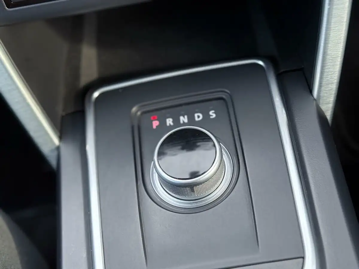 2015-land-rover-discovery-sport-22td-hse-luxury-auto-big-24