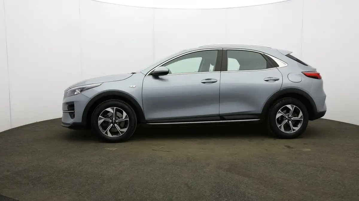2021-kia-xceed-10-t-gdi-2-big-68