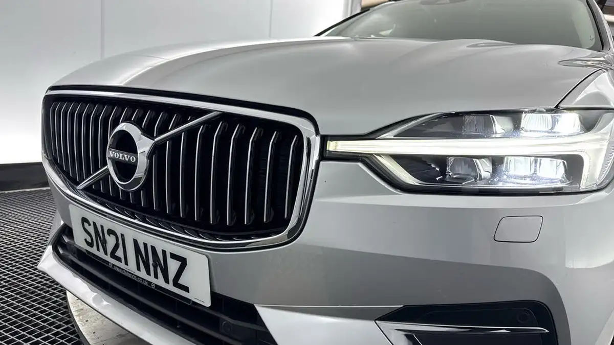 2021-volvo-xc60-20td-b4-inscription-awd-big-30