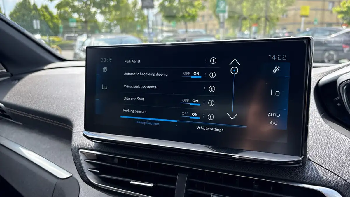 2022-peugeot-3008-suv-15-bluehdi-gt-premium-big-29