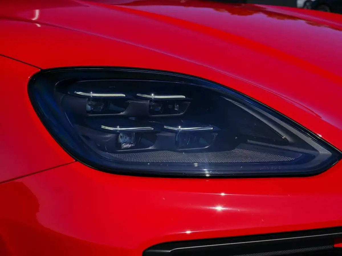 2025-porsche-cayenne-40-v8-gts-500ps-coupe-big-52
