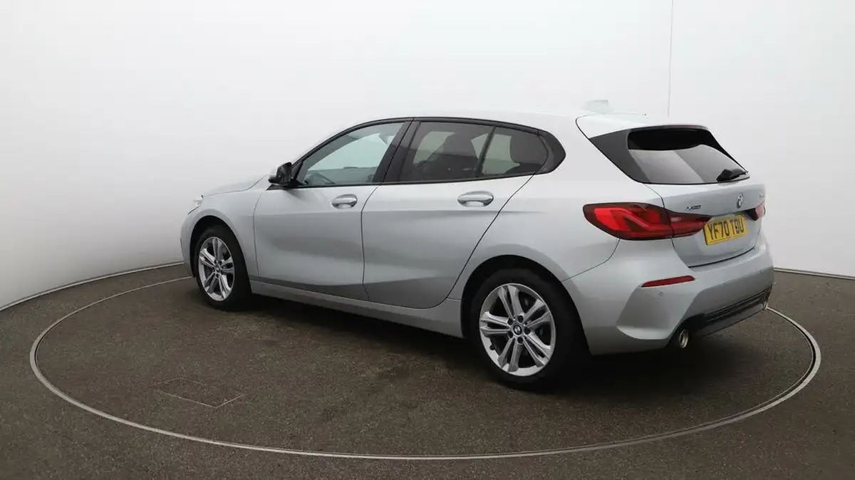 2020-bmw-1-series-big-56