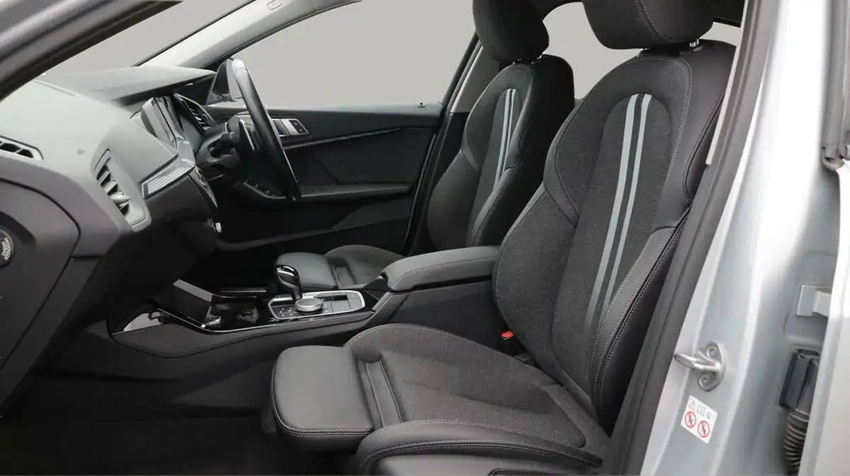 2020-bmw-1-series-big-14