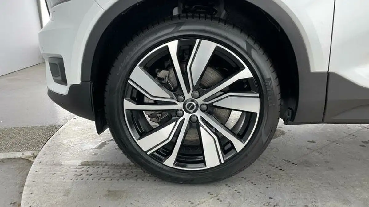 2022-volvo-xc40-15-t5-r-design-pro-big-38