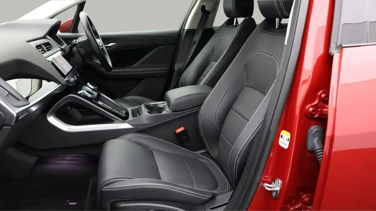 2021-jaguar-i-pace-ev400-hse-big-13