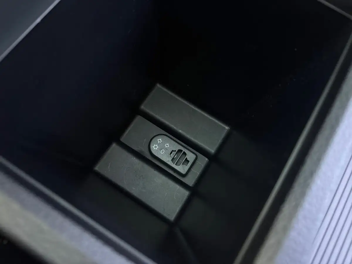 2022-mg-hs-15t-gdi-exclusive-162ps-dct-big-36
