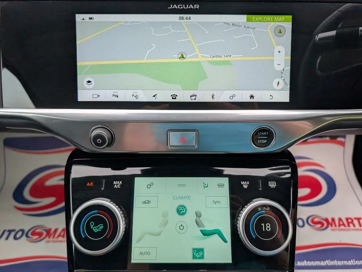 2019-jaguar-i-pace-ev400-se-big-21