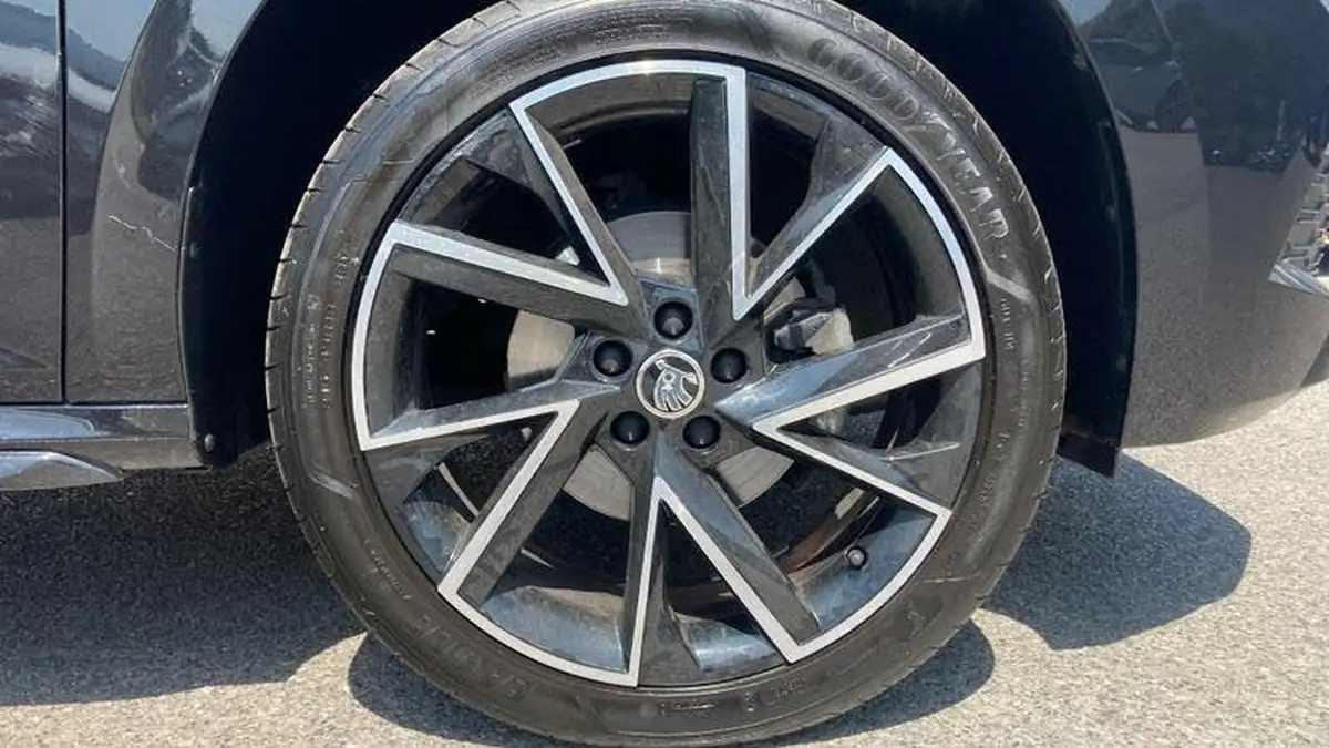 2024-skoda-kamiq-10-tsi-monte-carlo-110ps-dsg-big-4