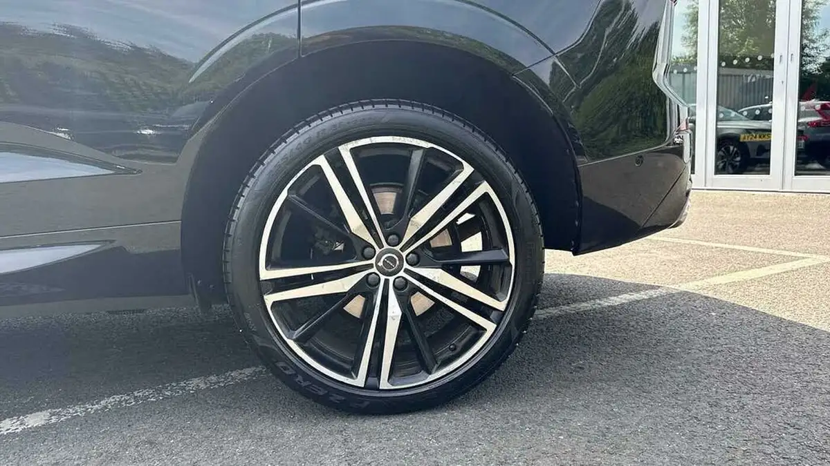 2019-volvo-xc60-20td-d5-r-design-pro-powerpulse-big-9
