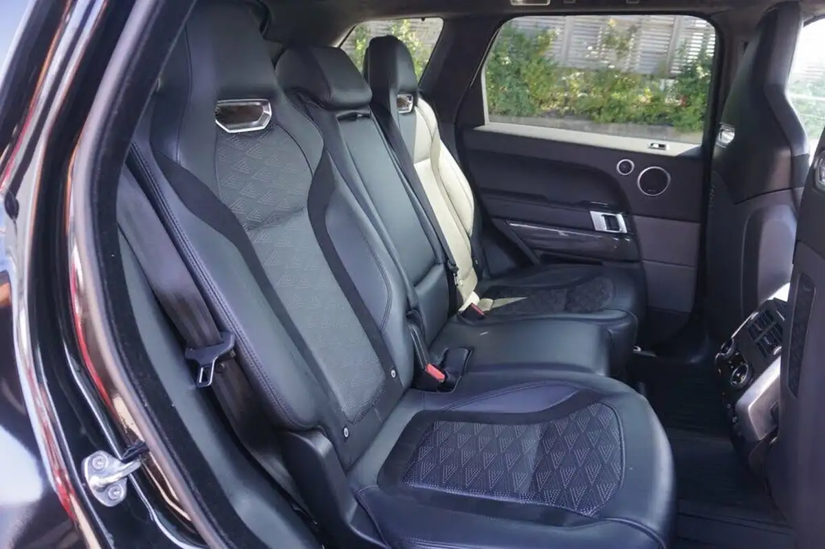 2021-land-rover-range-rover-sport-50-v8-p575-svr-big-48
