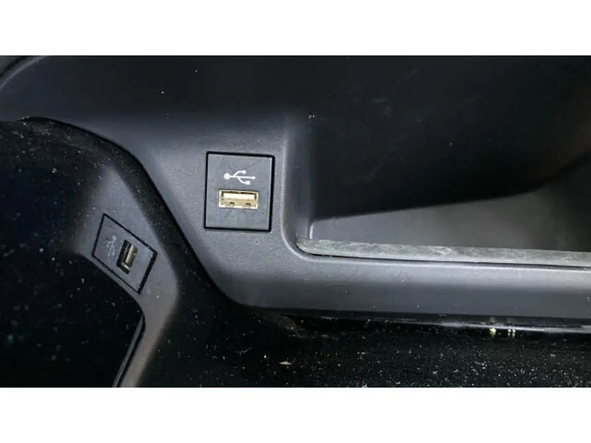 2023-toyota-c-hr-18-vvt-i-gr-sport-big-41