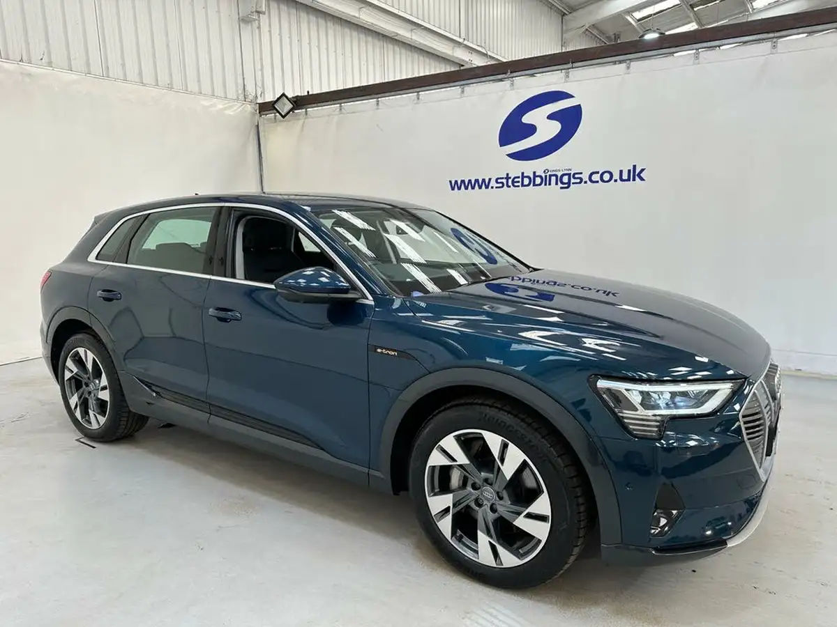 2020-audi-e-tron-50e-sport-big-1