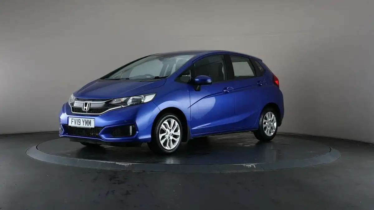 2019-honda-jazz-13-i-vtec-se-big-40