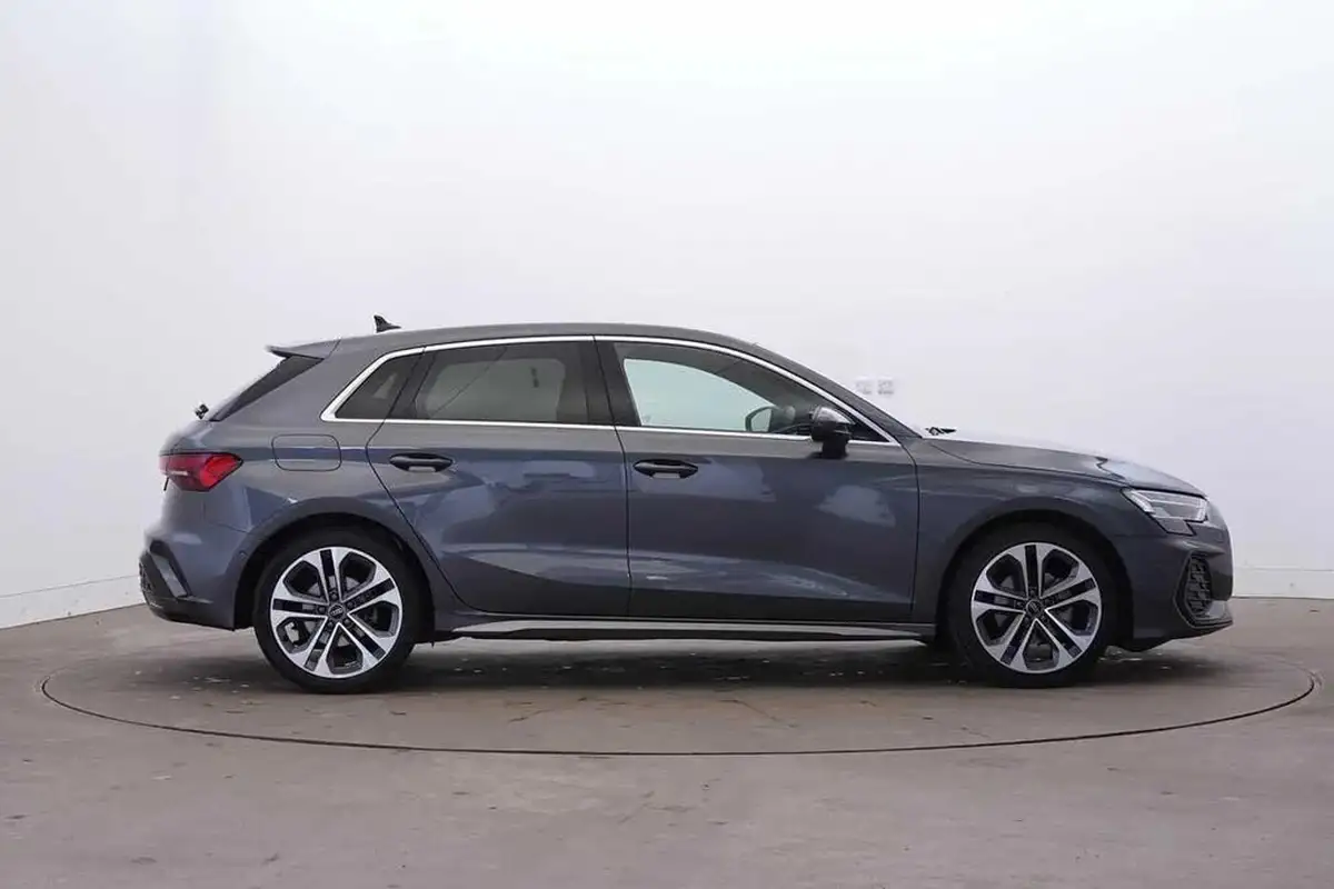 2024-audi-a3-15-35-tfsi-s-line-sportback-5d-tronic-big-3