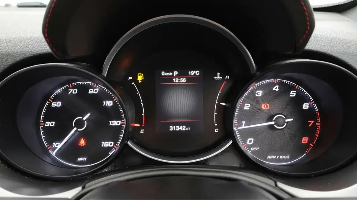 2021-fiat-500x-13-firefly-turbo-sport-big-10
