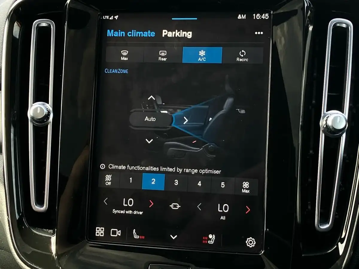 2023-volvo-c40-e-twin-recharge-plus-big-30
