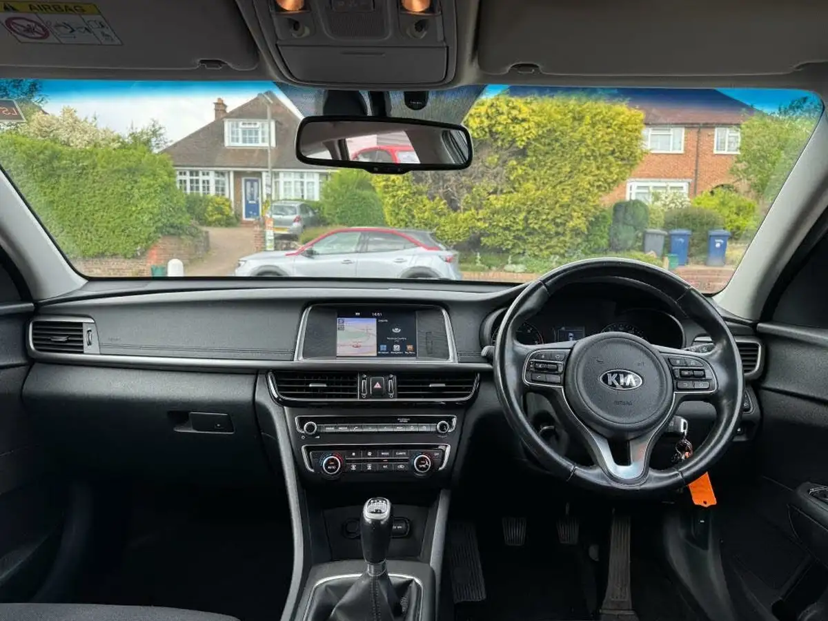 2018-kia-optima-17crdi-2-sportswagon-5d-big-15