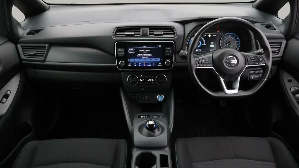 2022-nissan-leaf-e-acenta-big-13