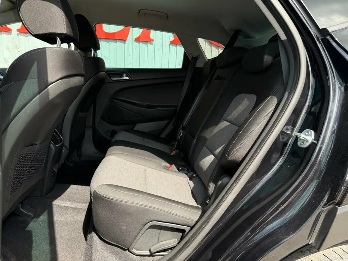 2018-hyundai-tucson-16-gdi-se-nav-big-37