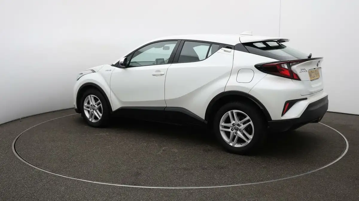 2022-toyota-c-hr-18-vvt-i-icon-big-37