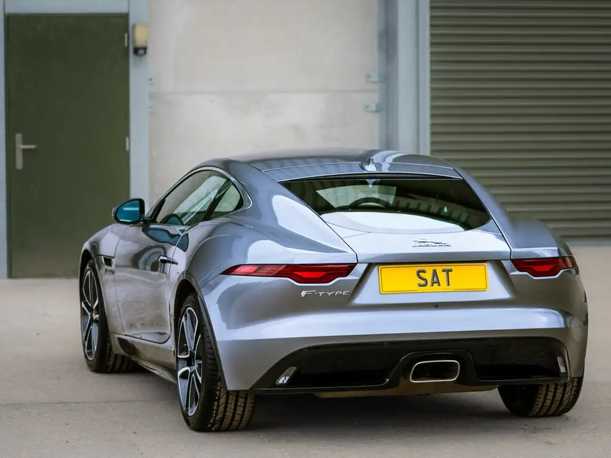 2021-jaguar-f-type-20-i4-r-dynamic-coupe-big-21
