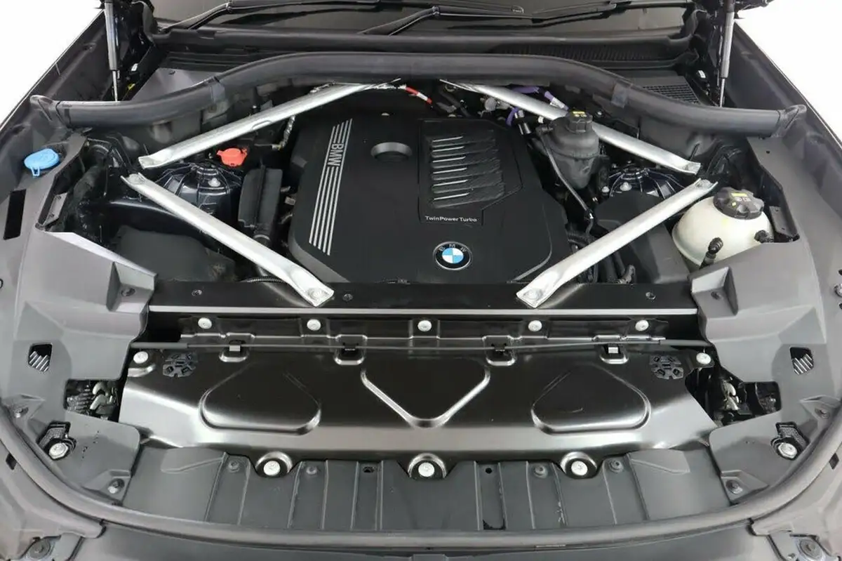 2021-bmw-x6-30-xdrive40i-m-sport-big-24