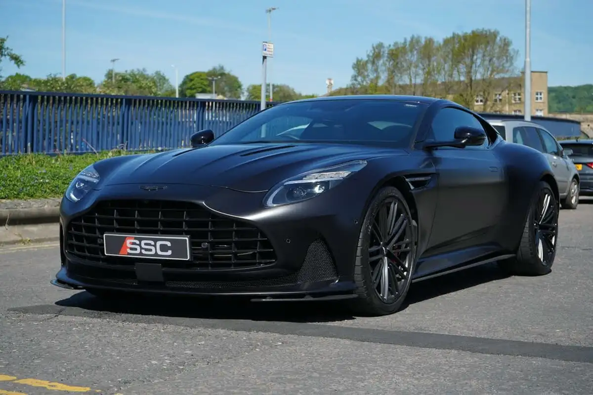 2024-aston-martin-db12-40-v8-auto-euro-6-ss-2dr-big-6