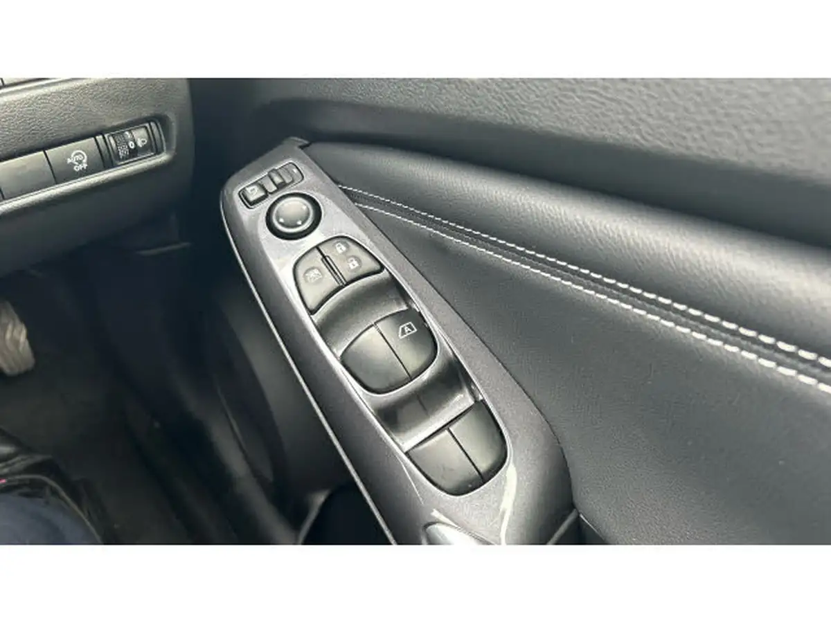 2024-nissan-juke-10-dig-t-n-connecta-dct-big-25