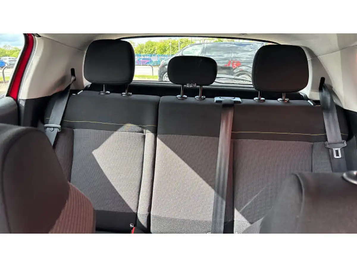 2021-citroen-c3-12-puretech-shine-83ps-big-14
