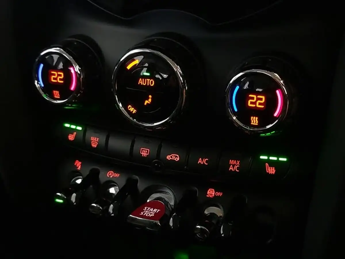 2020-mini-cooper-15-cooper-exclusive-hatchback-3d-auto-big-17