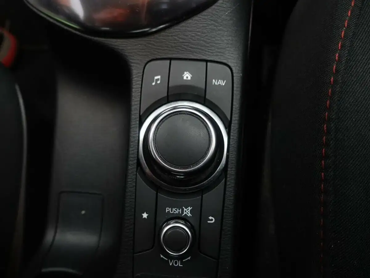 2016-mazda-mazda2-15td-sport-nav-big-29