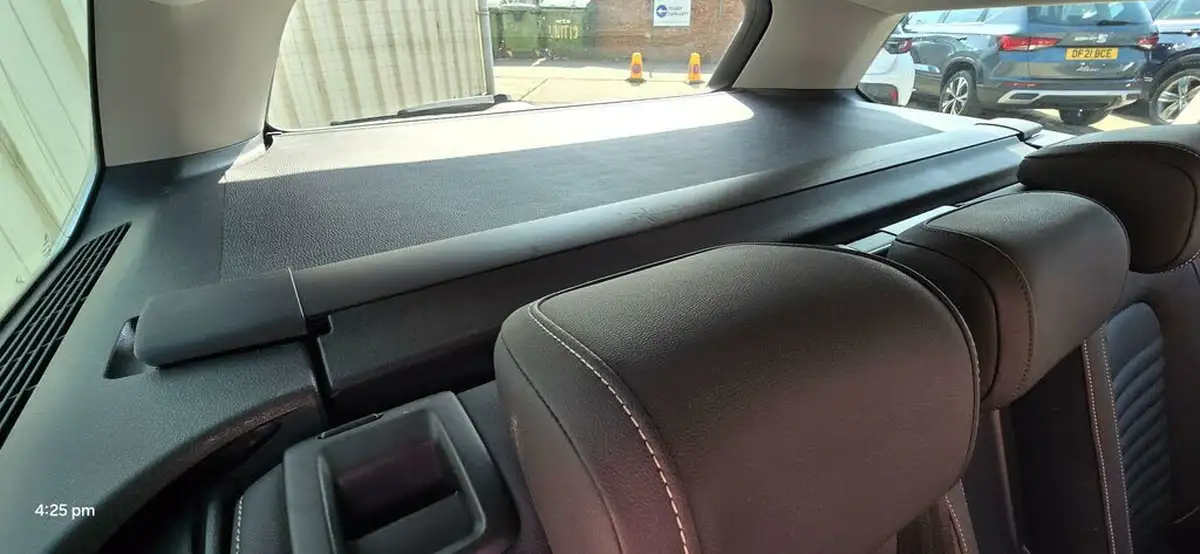 2020-volkswagen-passat-20tdi-sel-150ps-evo-estate-5d-dsg-big-50