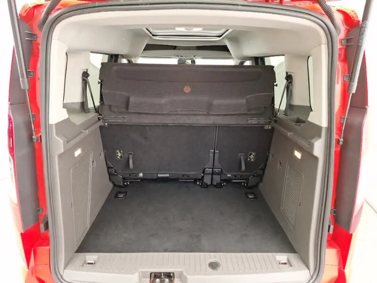 2021-ford-tourneo-connect-15-titanium-120ps-1499cc-big-7