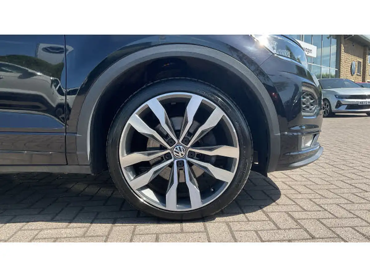 2020-volkswagen-t-roc-15-tsi-r-line-hatchback-5d-big-4