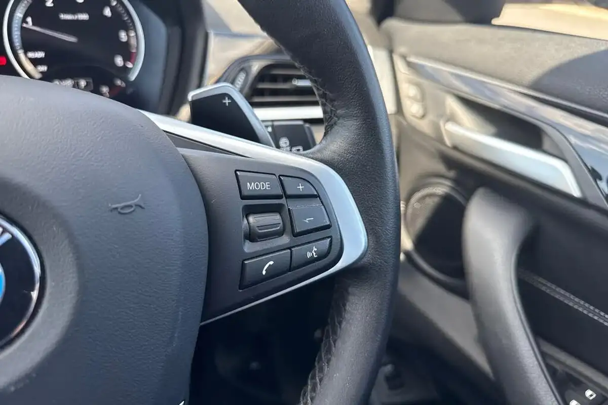 2022-bmw-x1-20td-sdrive18d-xline-sport-auto-big-40