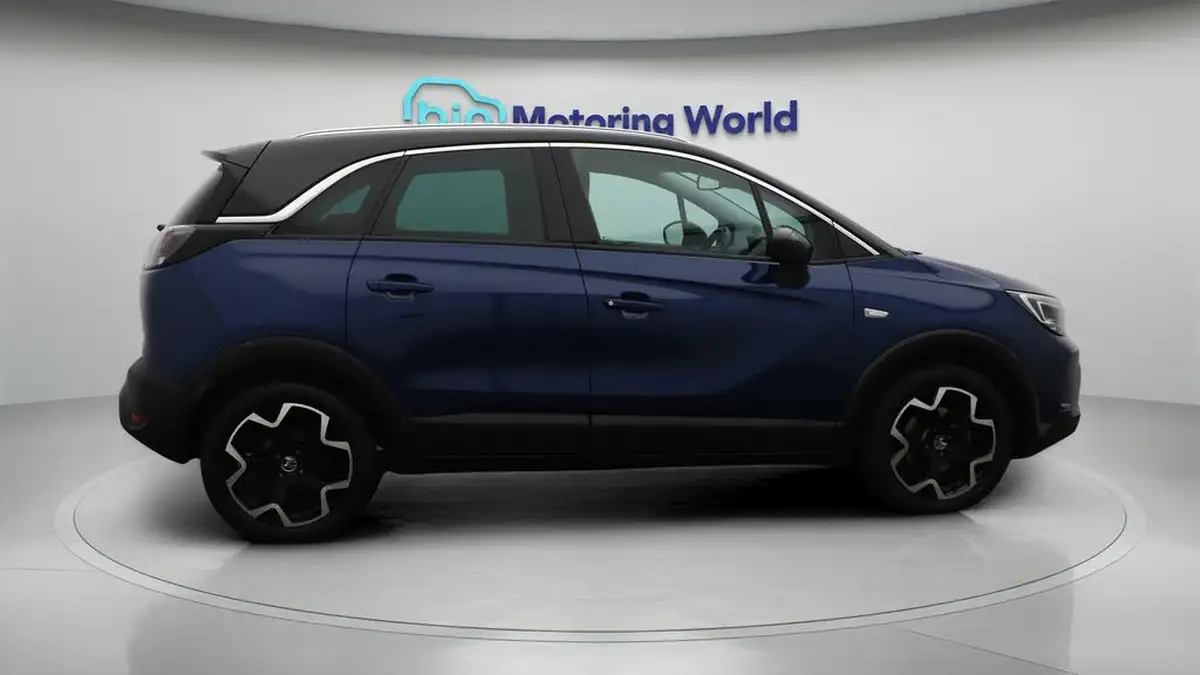 2023-vauxhall-crossland-12-ultimate-130ps-auto-big-8