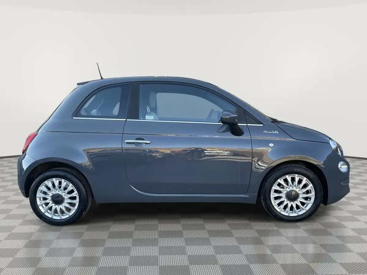 2022-fiat-500-10-dolcevita-big-5