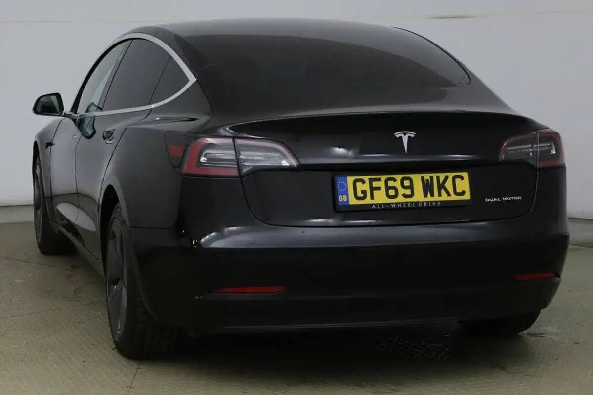 2019-tesla-model-3-e-long-range-4x4-big-4