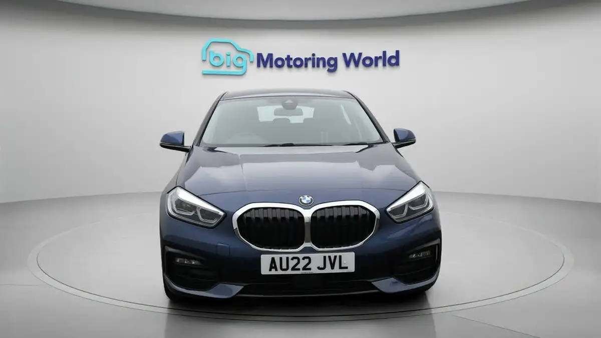 2022-bmw-1-series-15-118i-sport-big-2