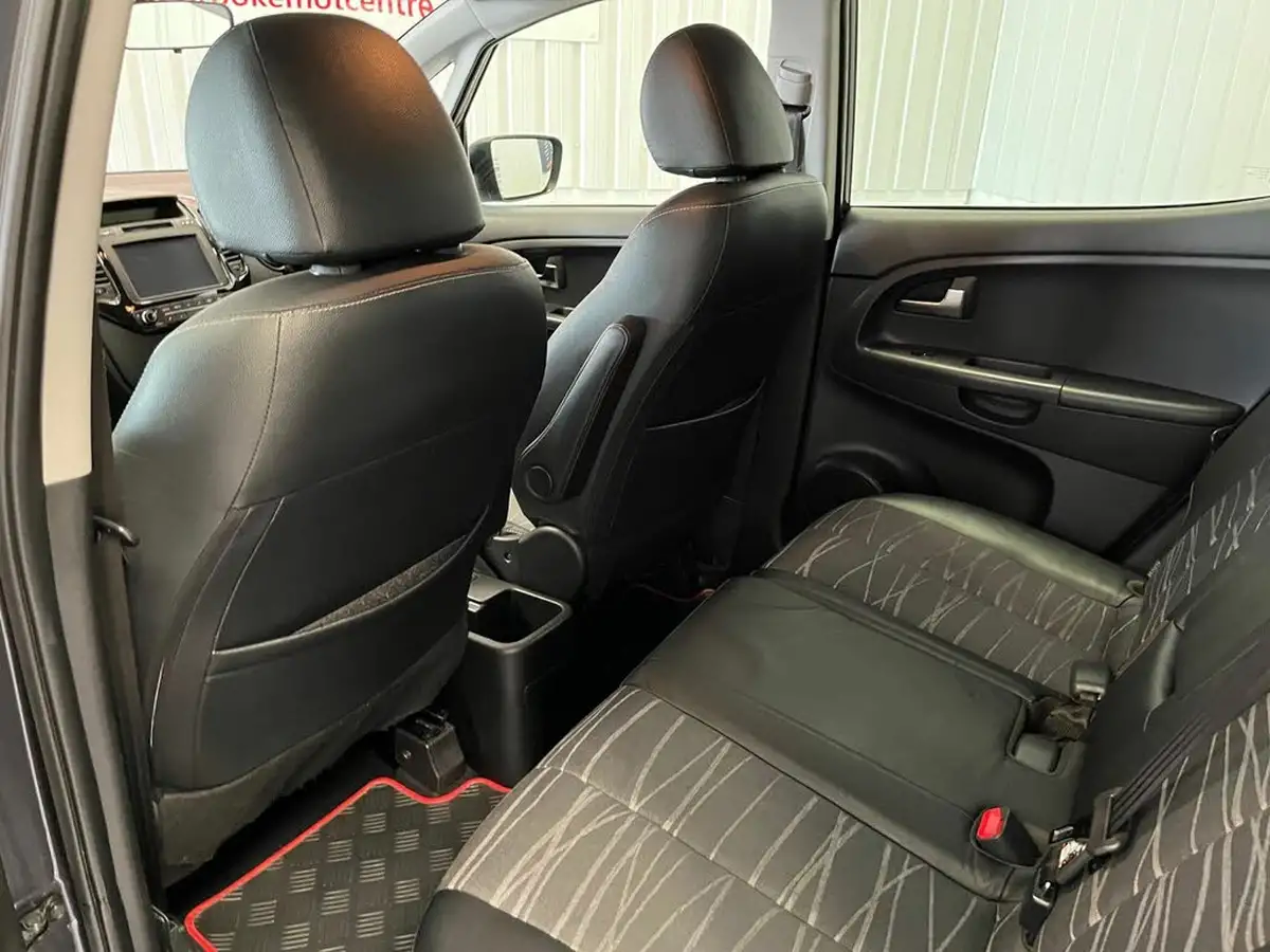 2016-kia-venga-16-3-isg-big-9
