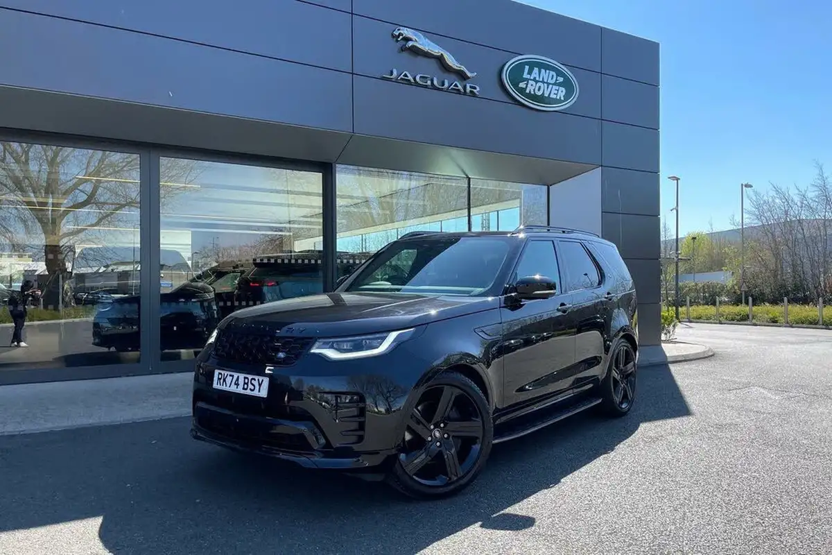 2024-land-rover-discovery-30-d350-dynamic-hse-big-28